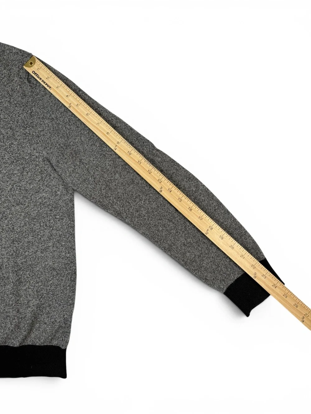 Banana Republic Gray Cashmere Blend Crewneck Sweater Black Trim Men’s Medium